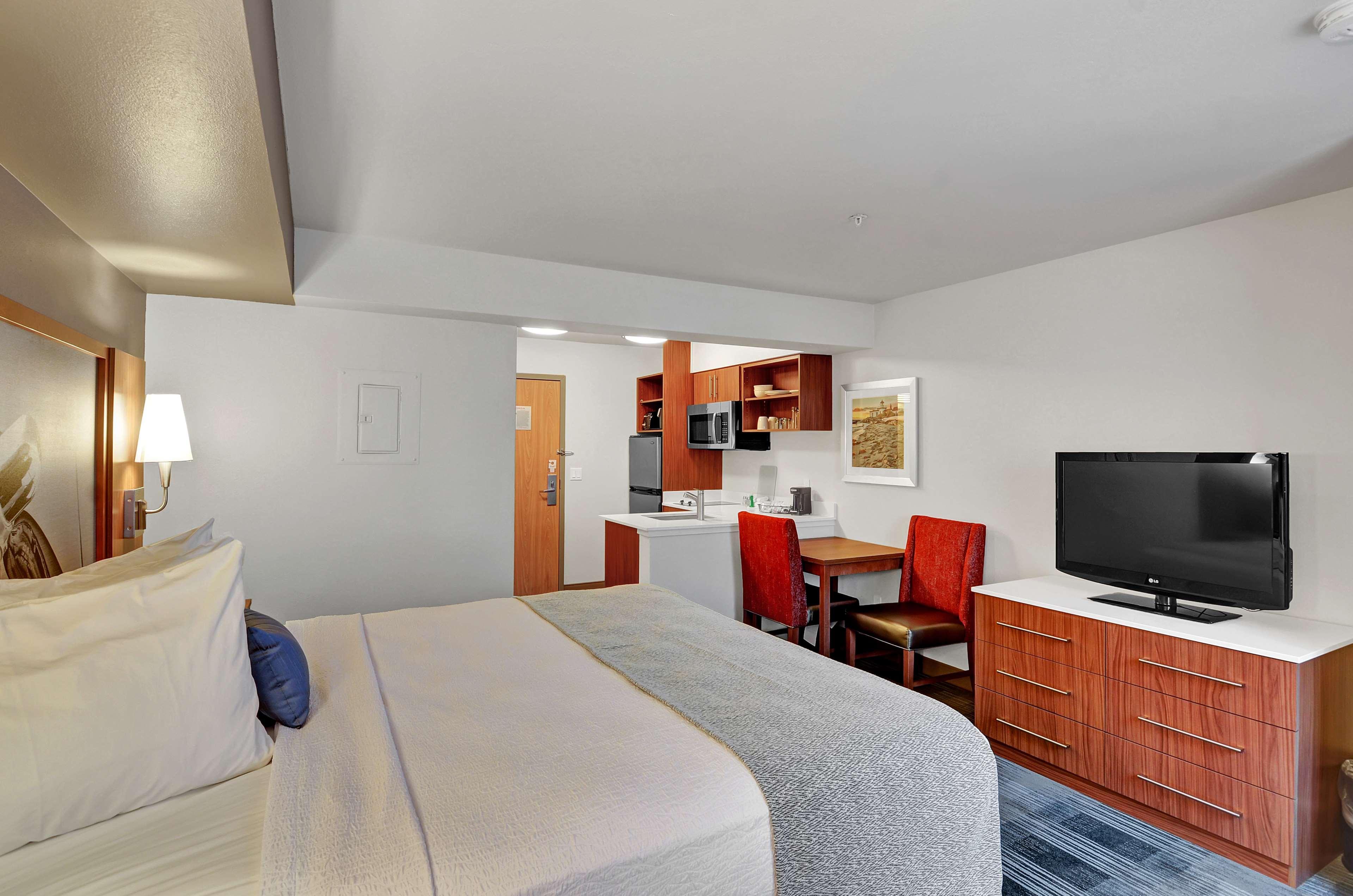 Executive Residency By Best Western Navigator Inn & Suites Everett Eksteriør billede